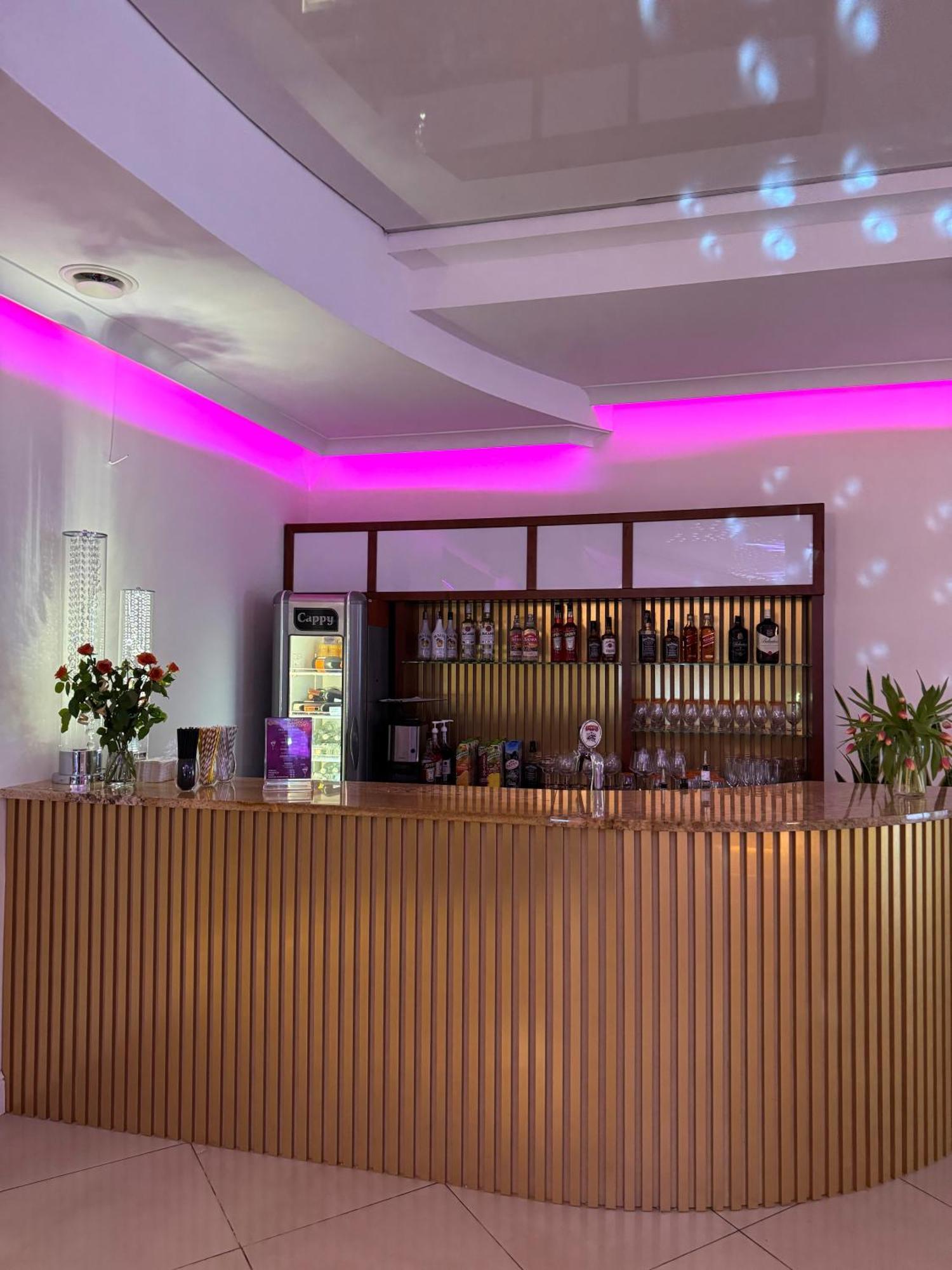 Hotel Lord Stargard Szczeciński Екстериор снимка